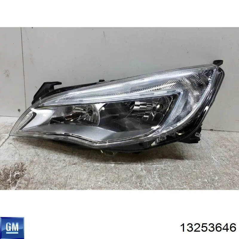 Luz esquerda 13253646 General Motors