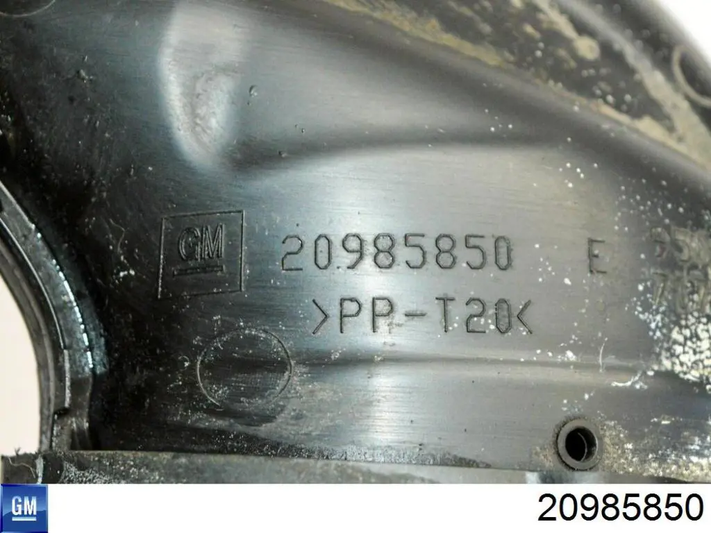 Tomada de ar de filtro de ar 20985850 General Motors