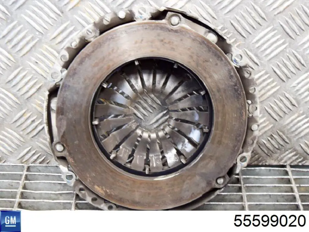 Volante de motor 55599020 General Motors