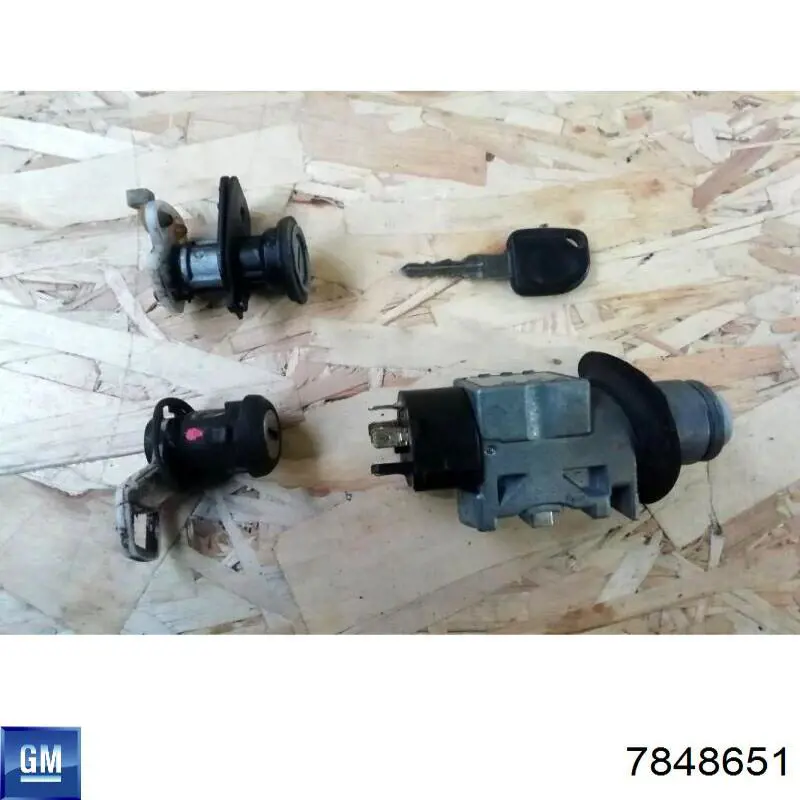 Caixa de fecho de ignição 7848651 General Motors