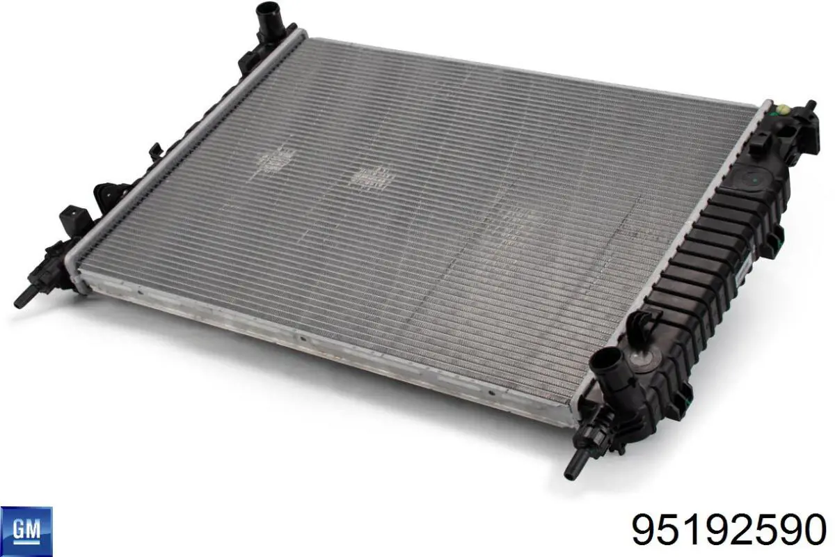 Radiador de esfriamento de motor General Motors 95192590 preço, a partir de 233,47 USD