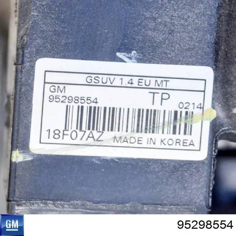 Radiador de esfriamento de motor 95298554 General Motors