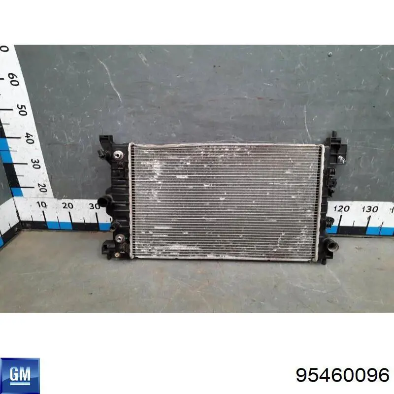 Radiador de esfriamento de motor General Motors 95460096 preço, a partir de 123,67 USD