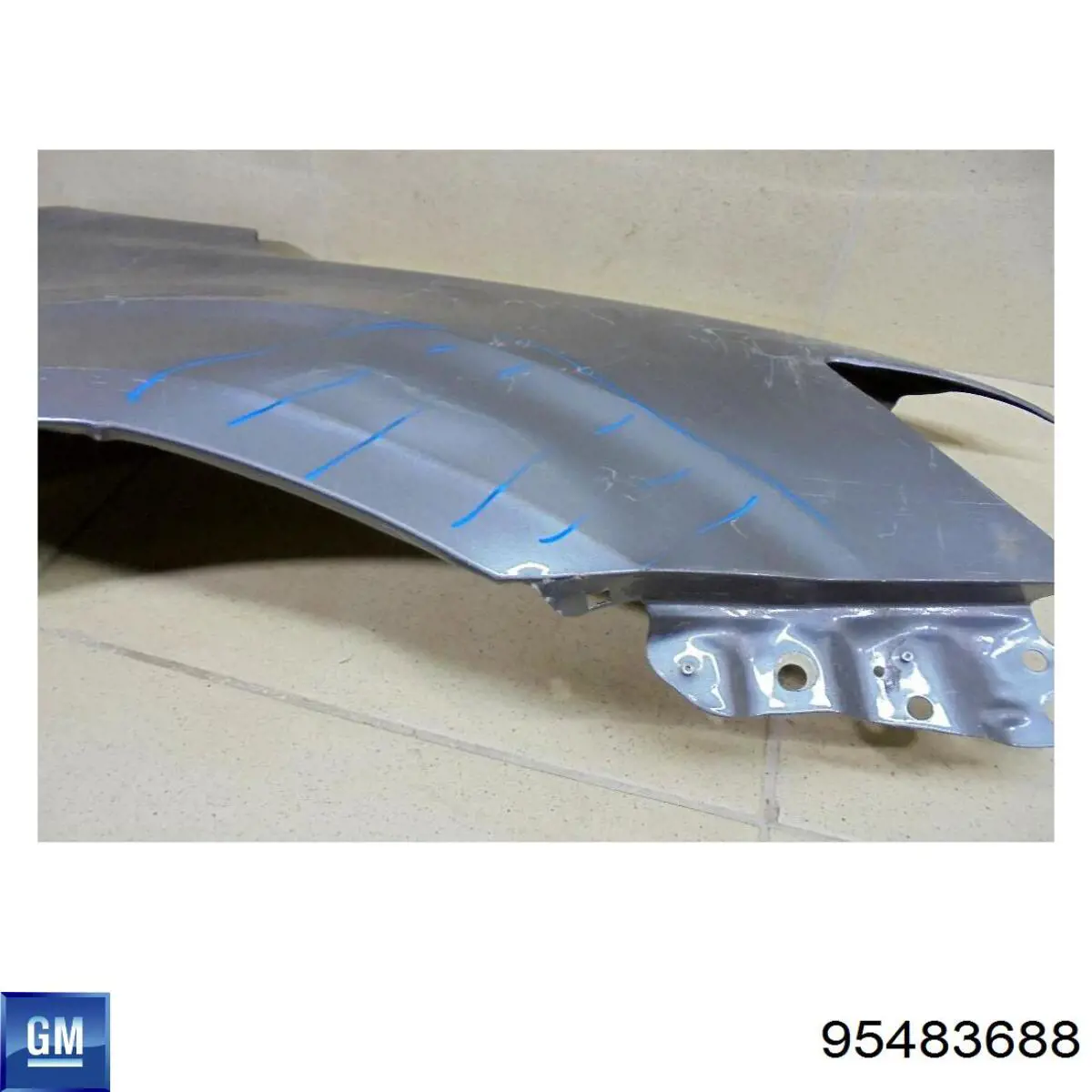 Compre 95483688 General Motors Pára-lama dianteiro direito