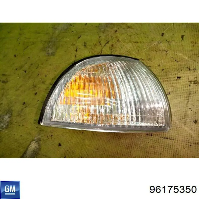 96175350 General Motors Pisca-pisca direito