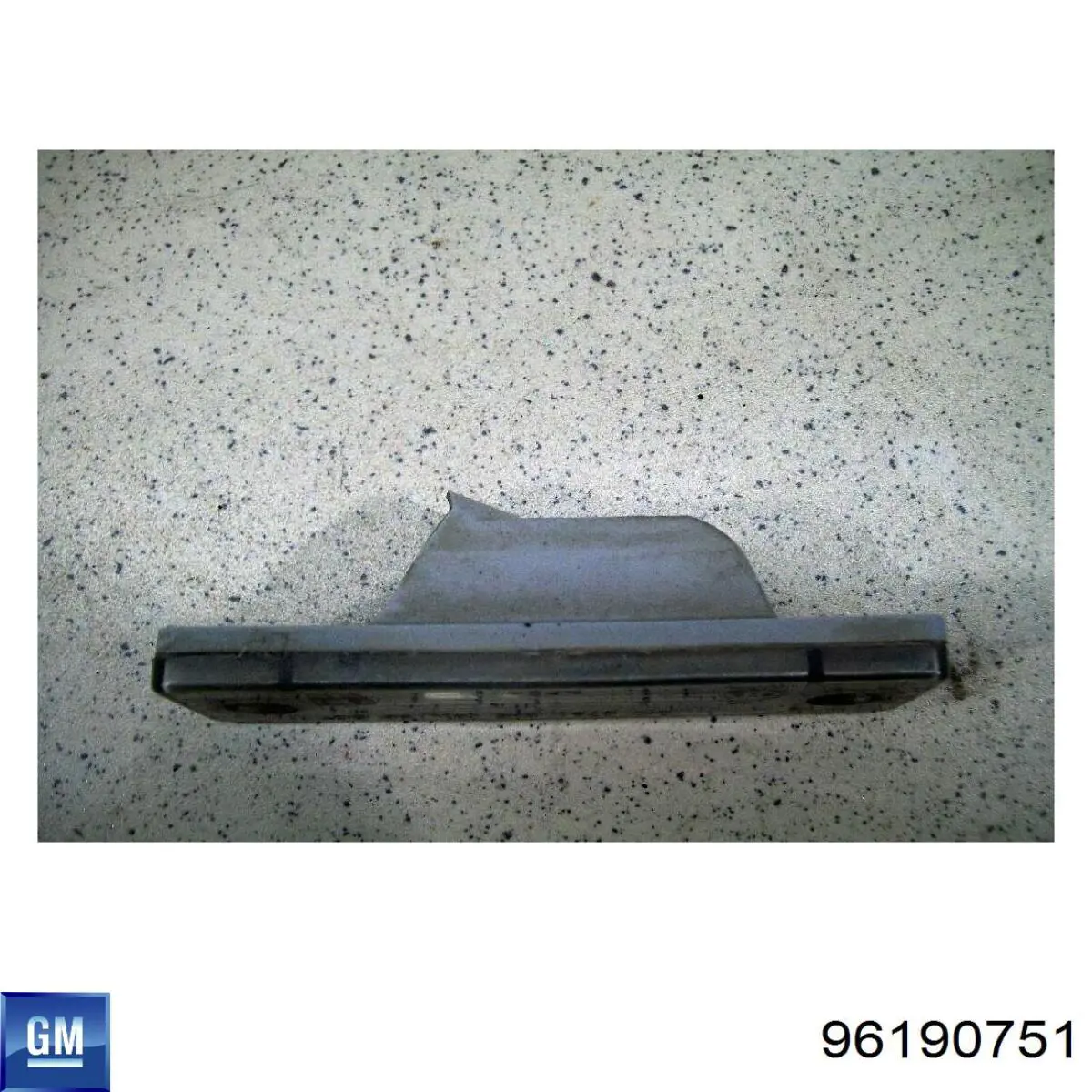 Lanterna da luz de fundo de matrícula traseira General Motors P96190751 preço, a partir de 18,65 USD