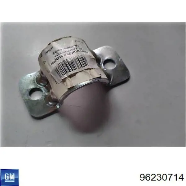 P96246675 General Motors Braçadeira de fixação da bucha de estabilizador dianteiro