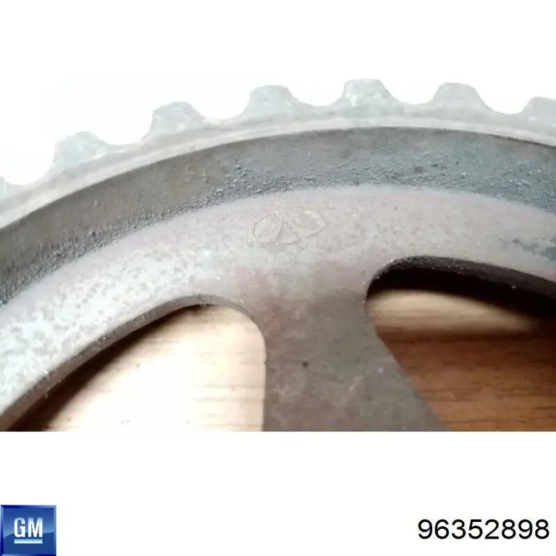 Engrenagem de cadeia de roda dentada da árvore distribuidora de escape de motor General Motors 96352898 preço, a partir de 49,27 USD