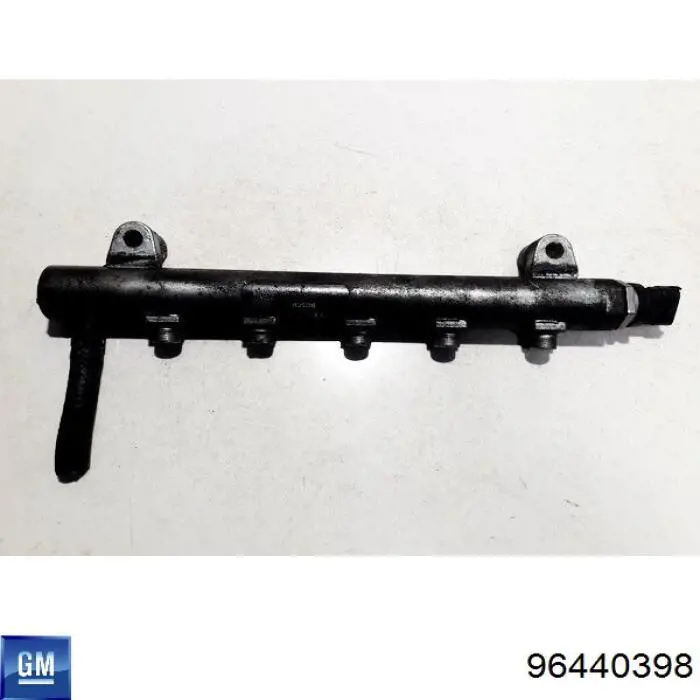 96440398 General Motors Distribuidor de combustível (rampa)