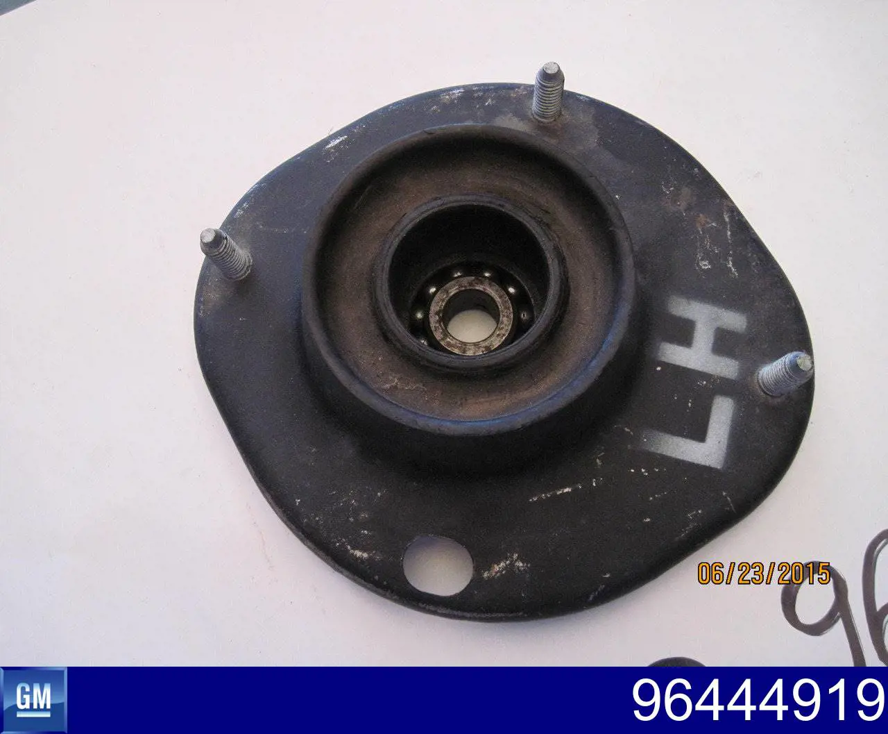 Compre 96444919 General Motors Suporte de amortecedor dianteiro esquerdo