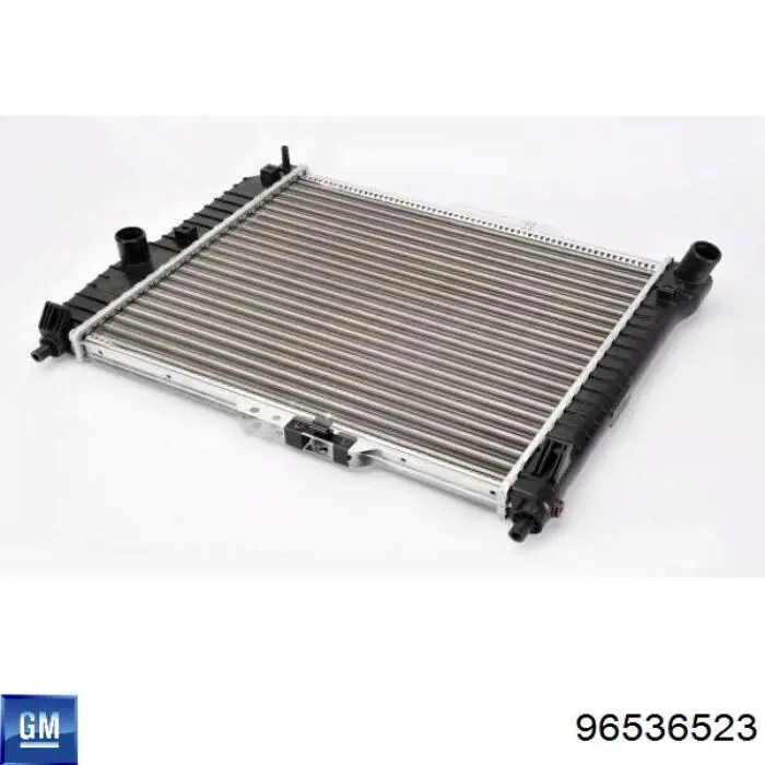 96536523 General Motors Radiador de esfriamento de motor