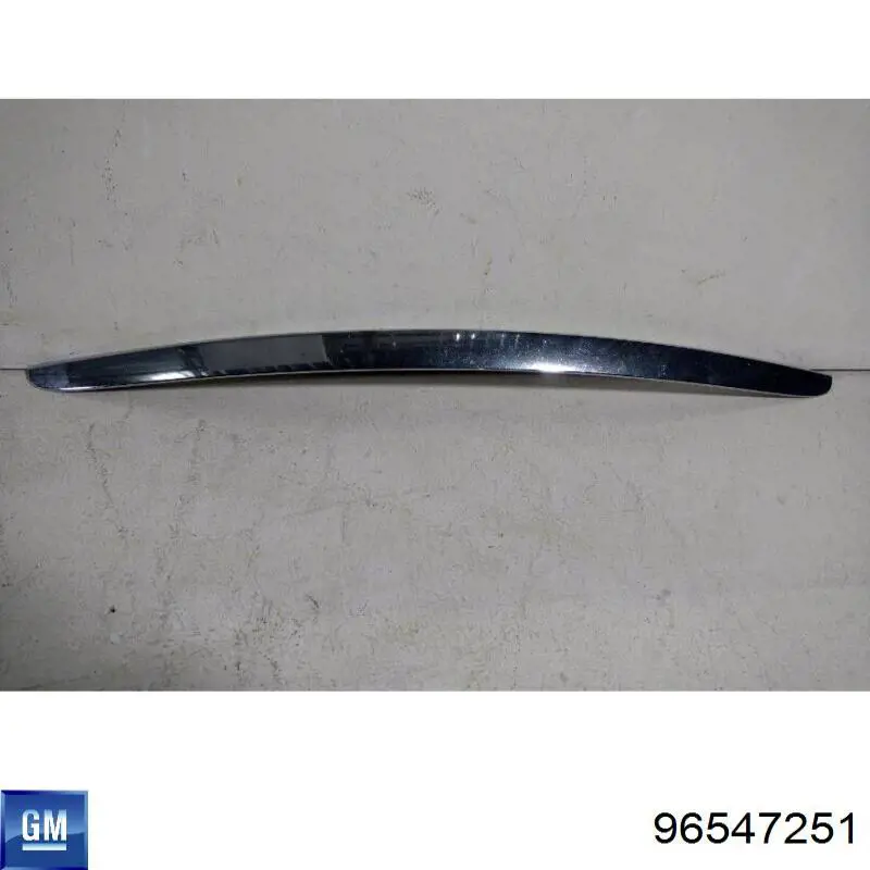 96547251 General Motors Moldura da capota