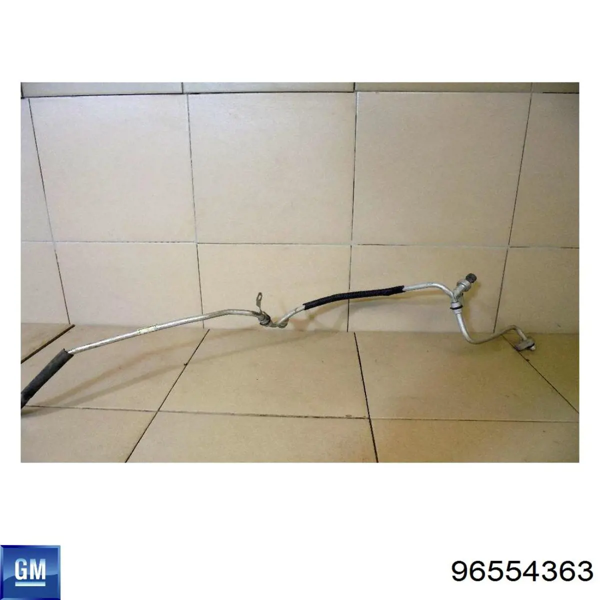 96554363 General Motors Mangueira de aparelho de ar condicionado, desde o radiador até o vaporizador