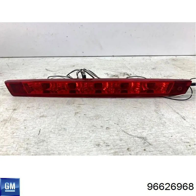 96626968 General Motors Sinal de parada traseiro adicional