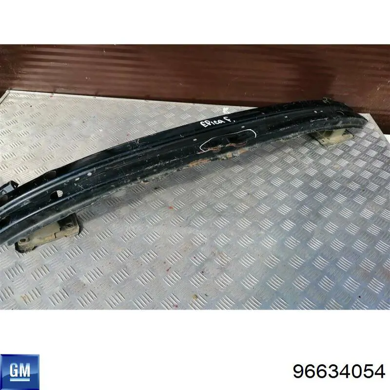 96634054 General Motors Reforçador do pára-choque dianteiro