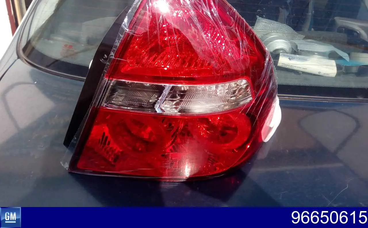 Lanterna traseira direita General Motors 96650615 preço, a partir de 65,45 USD