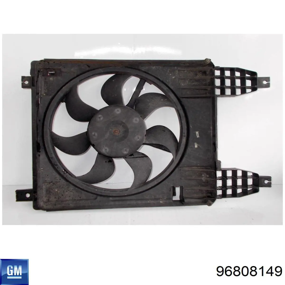 Difusor do radiador de esfriamento, montado com motor e roda de aletas General Motors 96808149 preço, a partir de 80,02 USD