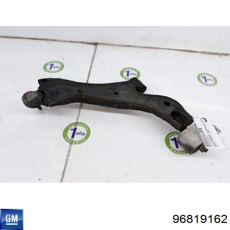 Compre 96819162 General Motors Braço oscilante inferior direito de suspensão dianteira