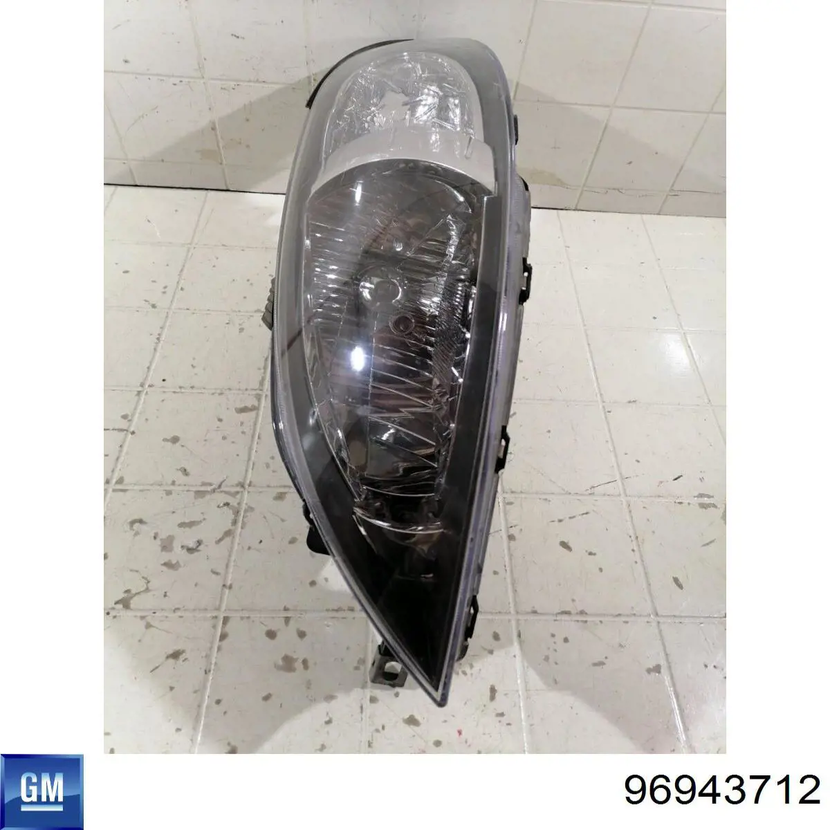 Luz esquerda General Motors 96943712 preço, a partir de 231,63 USD