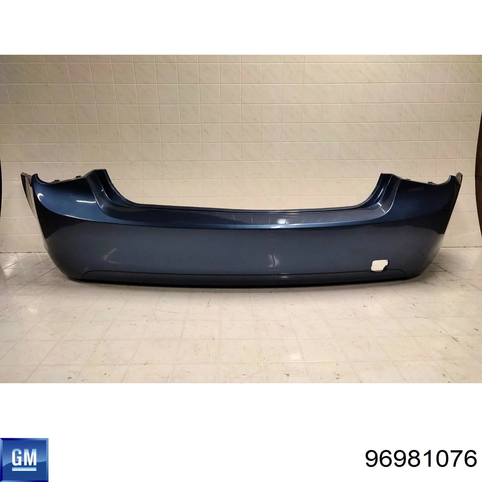 Compre 250896 Polcar Pára-choque traseiro