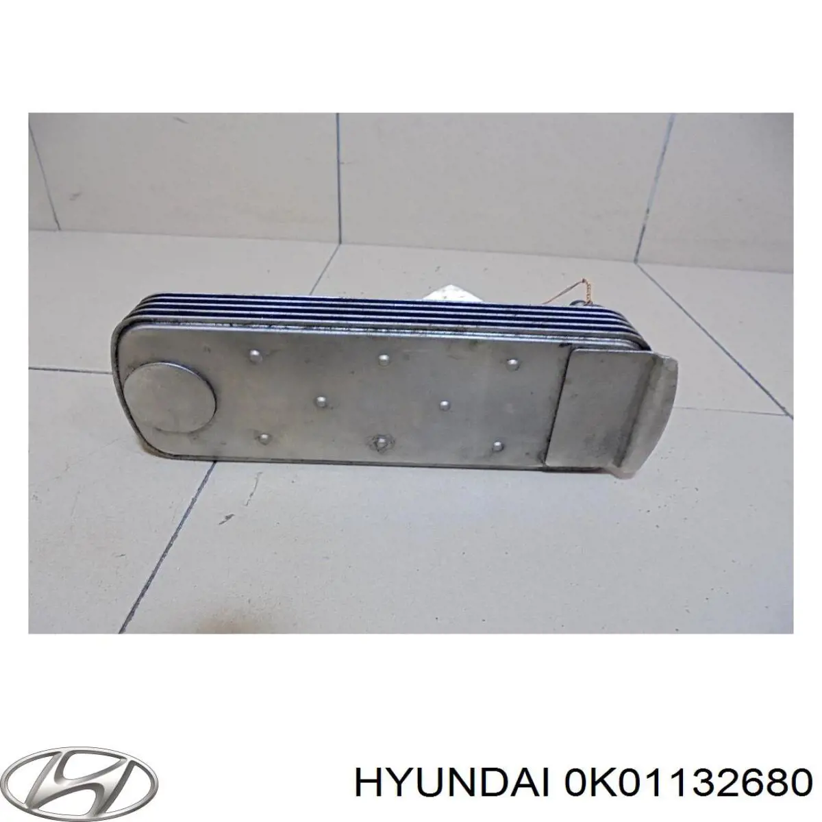 Bomba da Direção hidrâulica assistida 0K01132680 Hyundai/Kia