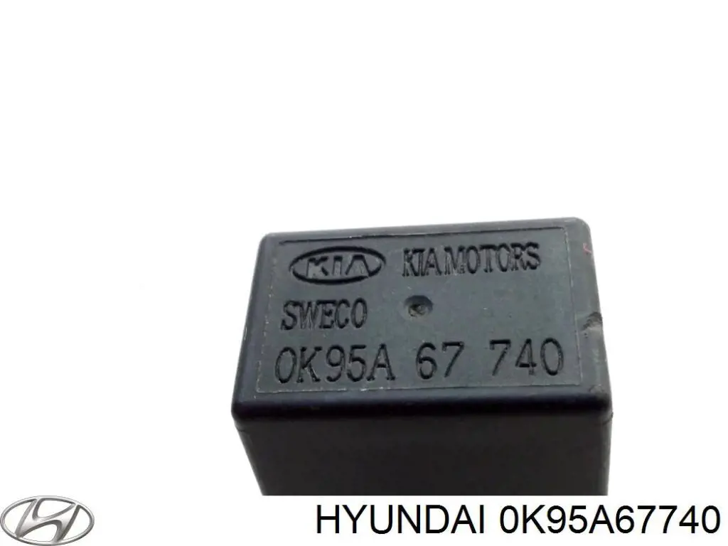 0K95A67740 Hyundai/Kia Unidade traseira do salão de dispositivos de segurança