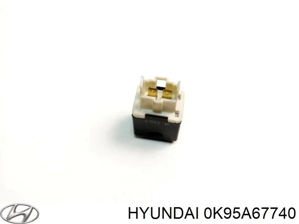 Unidade traseira do salão de dispositivos de segurança Hyundai/Kia 0K95A67740 preço, a partir de 11,54 USD