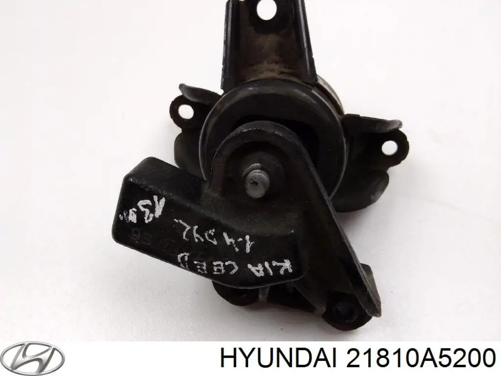 21810A5200 Hyundai/Kia Coxim (suporte) direito de motor