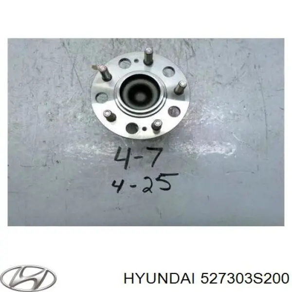 527303S200 Hyundai/Kia Cubo traseiro