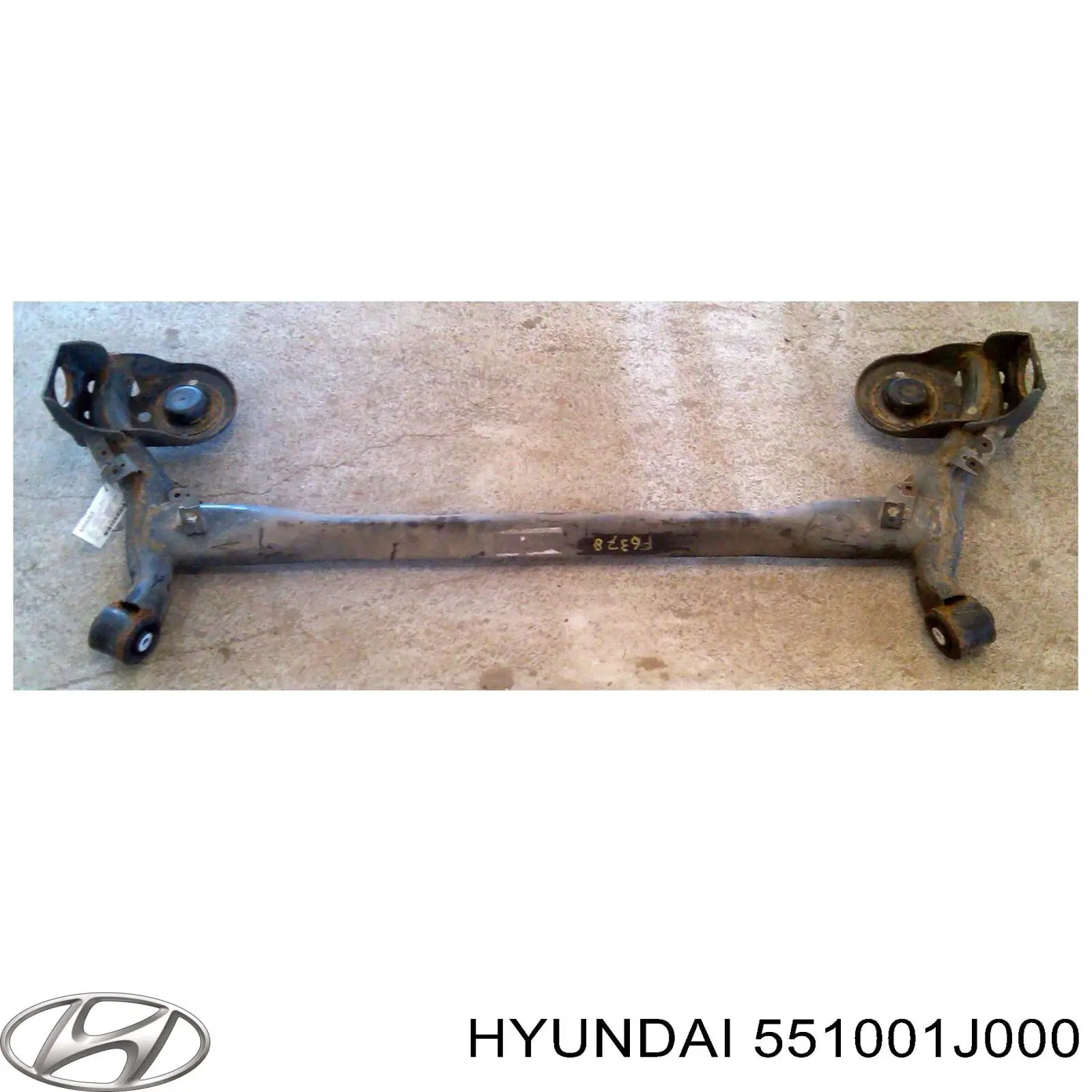 551001J050 Hyundai/Kia Viga de suspensão traseira (plataforma veicular)