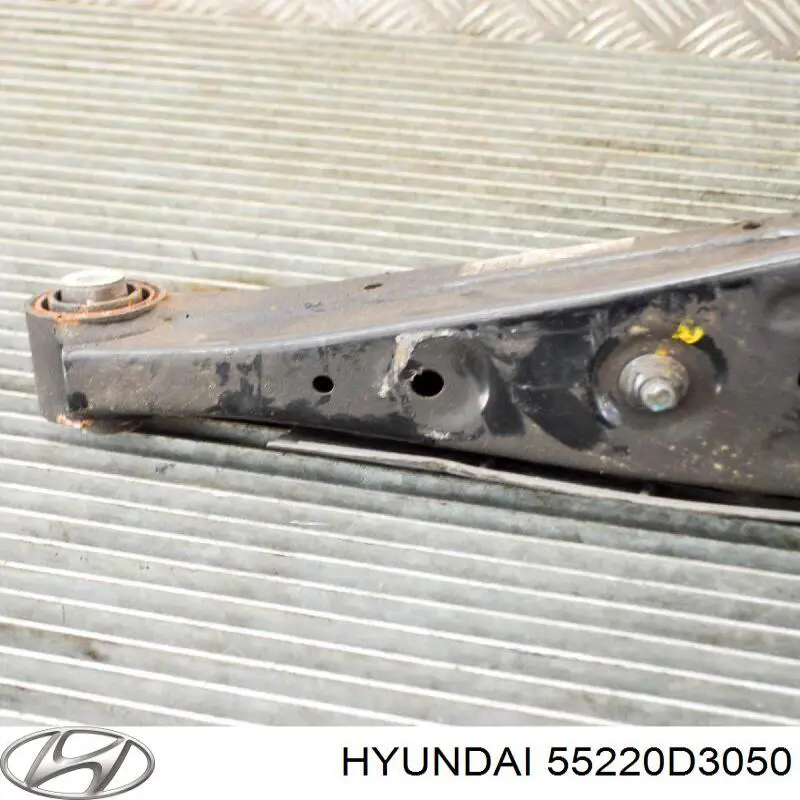 55220D3050 Hyundai/Kia Braço oscilante inferior direito de suspensão traseira