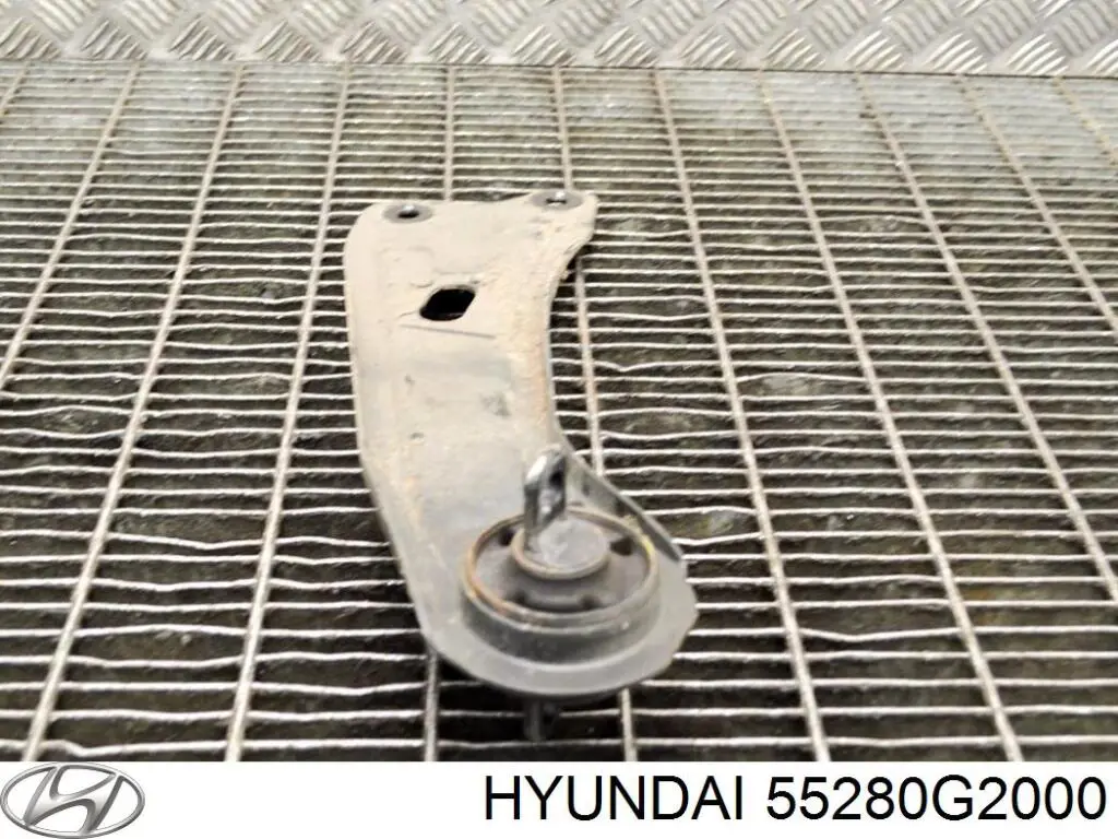 55280G2000 Hyundai/Kia Braço oscilante (tração) longitudinal inferior direito de suspensão traseira