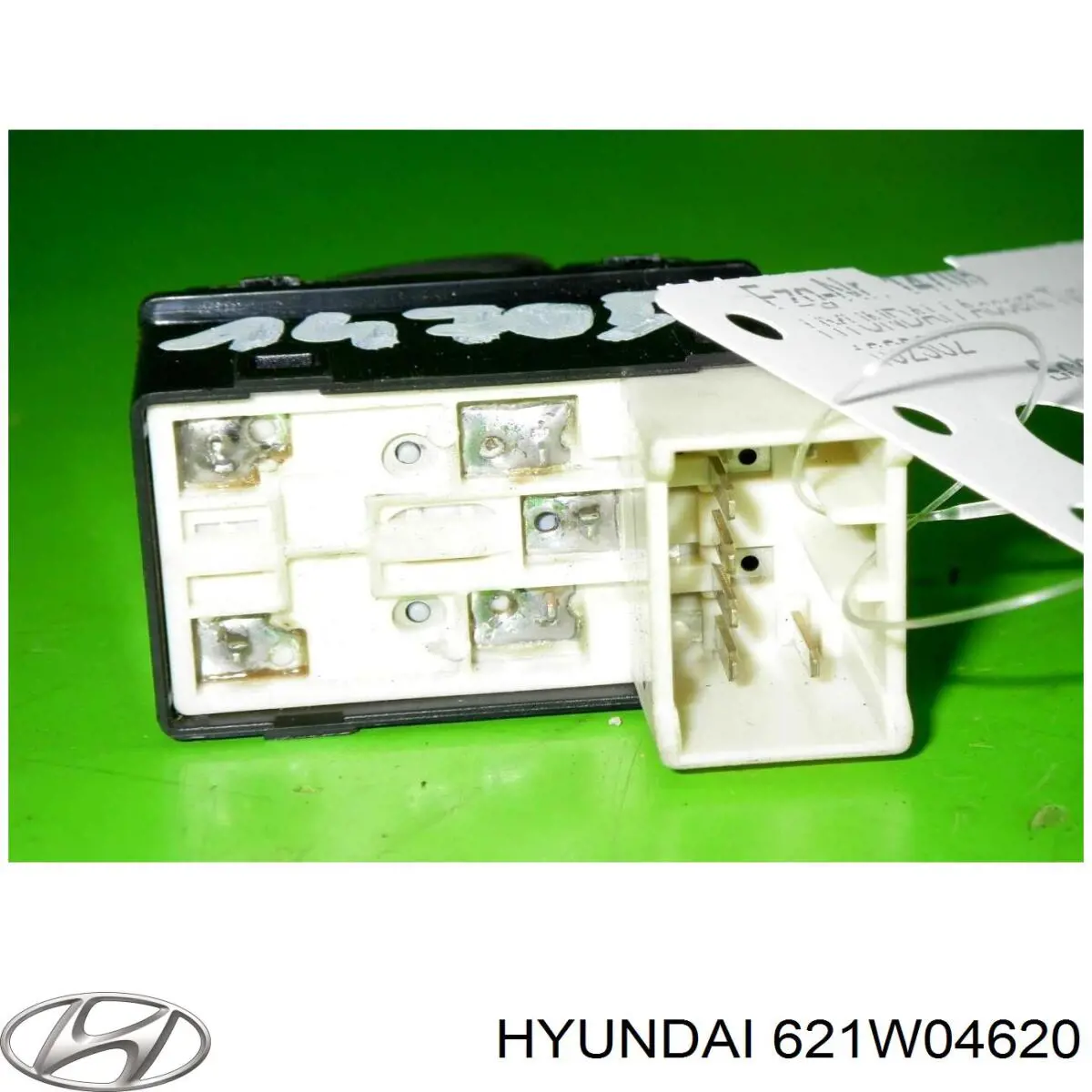 Compre 621W04620 Hyundai/Kia 