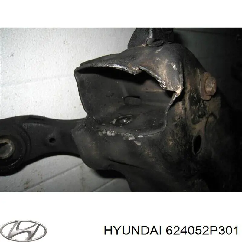 624052P301 Hyundai/Kia Viga de suspensão dianteira (plataforma veicular)