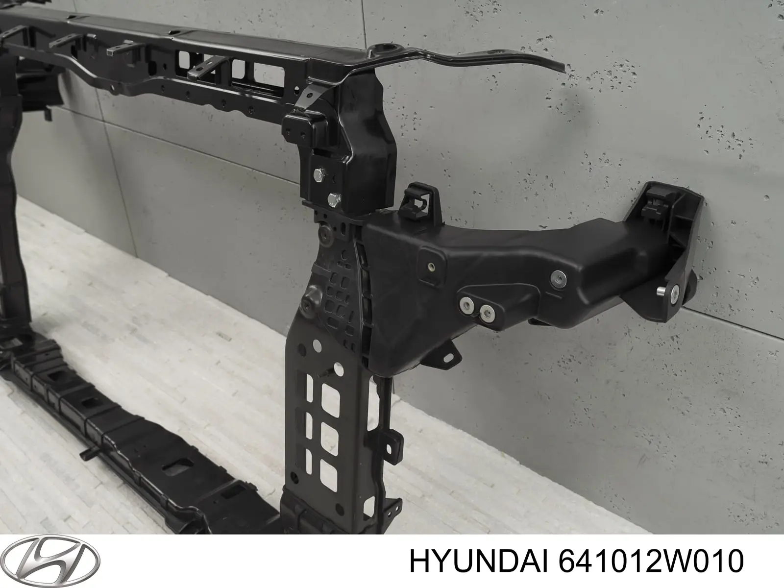 641012W010 Hyundai/Kia Suporte do radiador montado (painel de montagem de fixação das luzes)