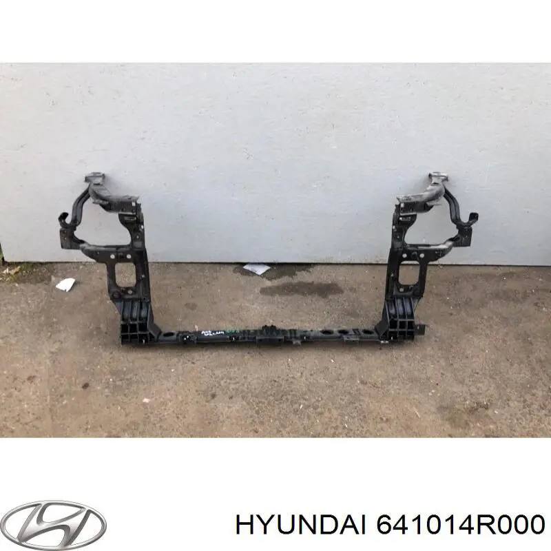 Suporte do radiador montado (painel de montagem de fixação das luzes) Hyundai Sonata VI YF