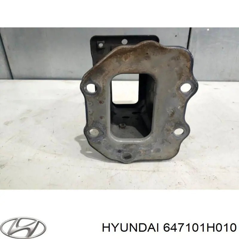647102L000 Hyundai/Kia Consola de reforçador do pára-choque dianteiro