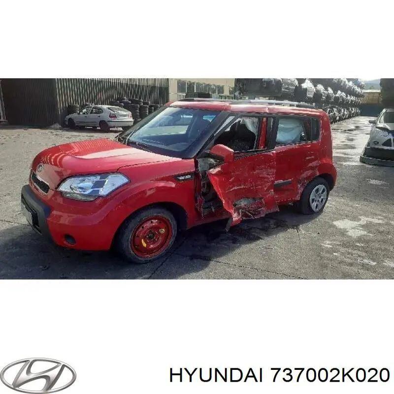 737002K020 Hyundai/Kia Porta traseira (3ª/5ª porta-malas (tampa de alcapão)