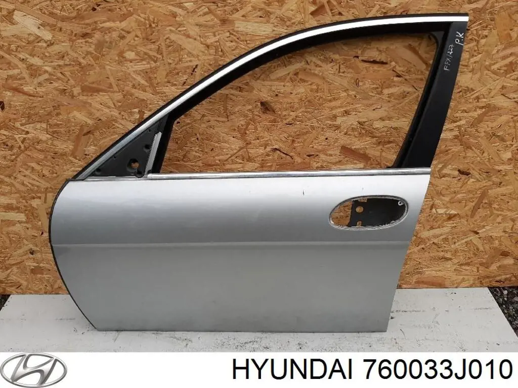 760033J010 Hyundai/Kia Porta dianteira esquerda