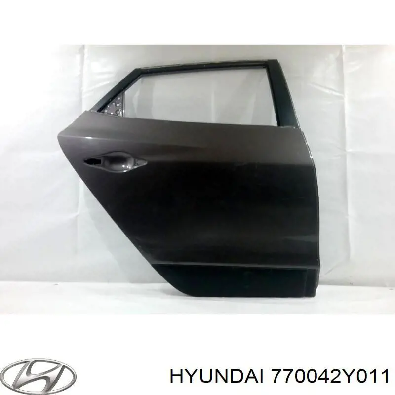 770042Y011 Hyundai/Kia Porta traseira direita