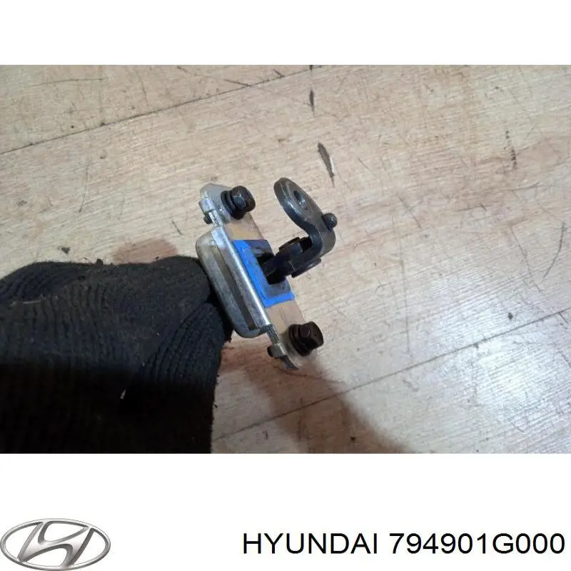 794901G000 Hyundai/Kia Limitador traseiro direito de abertura de porta