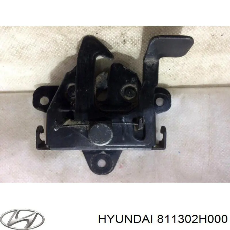 Fecho da capota Hyundai Elantra IV HD