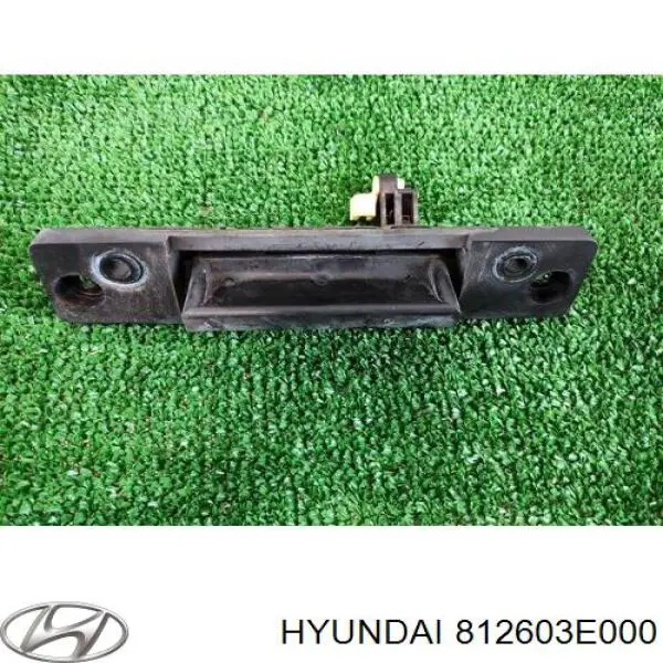812603E000 Hyundai/Kia Puxador externo de tampa de porta-malas (de 3ª/5ª porta traseira)
