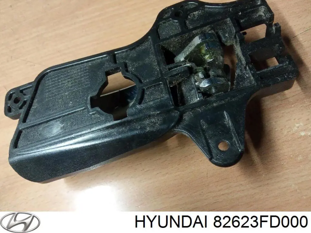 82623FD000 Hyundai/Kia 