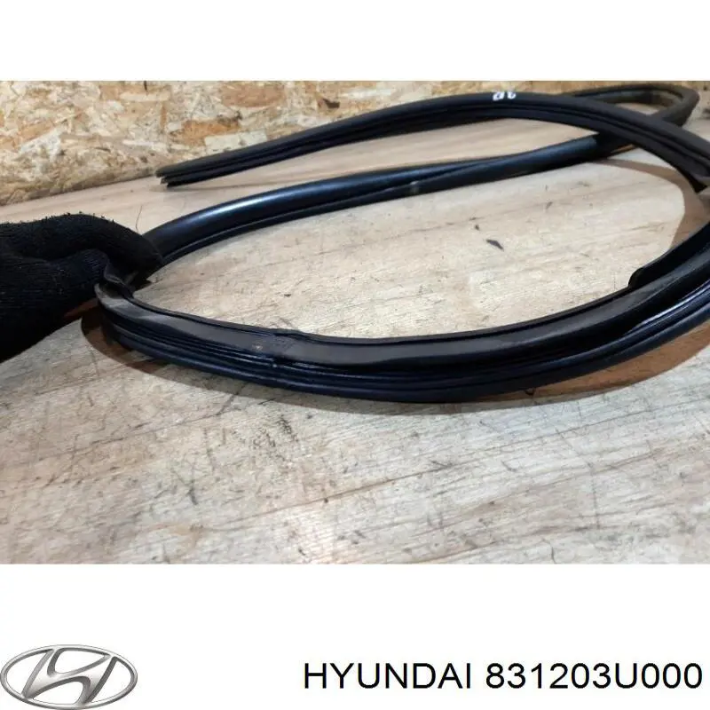 Compactador da porta traseira direita (na carroçaria) Hyundai/Kia 831203U000 preço, a partir de 118,82 USD