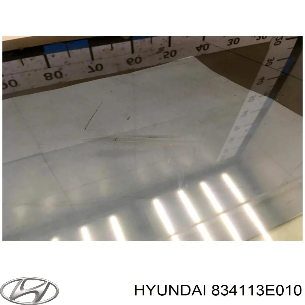 834113E010 Hyundai/Kia Vidro da porta traseira esquerda