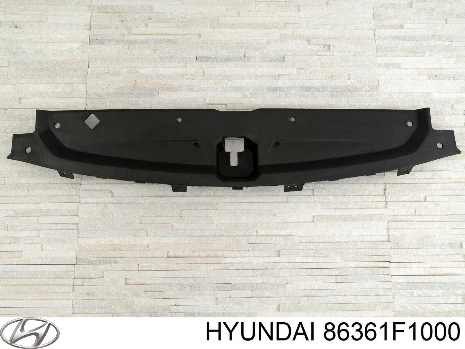 86361F1000 Hyundai/Kia Placa sobreposta superior do painel dianteiro (de suporte do radiador)