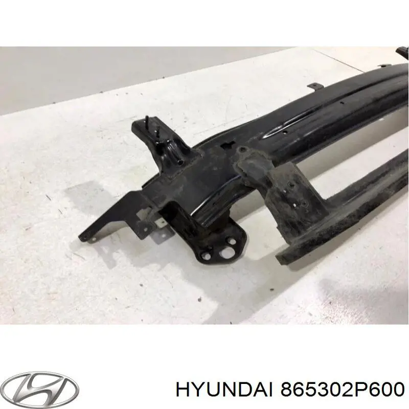 865302P600 Hyundai/Kia Reforçador do pára-choque dianteiro