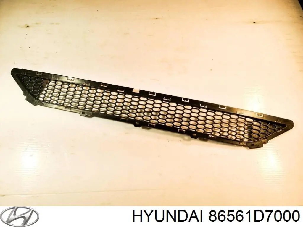 Grelha inferior do pára-choque dianteiro Hyundai/Kia 86561D7000 preço, a partir de 76,88 USD