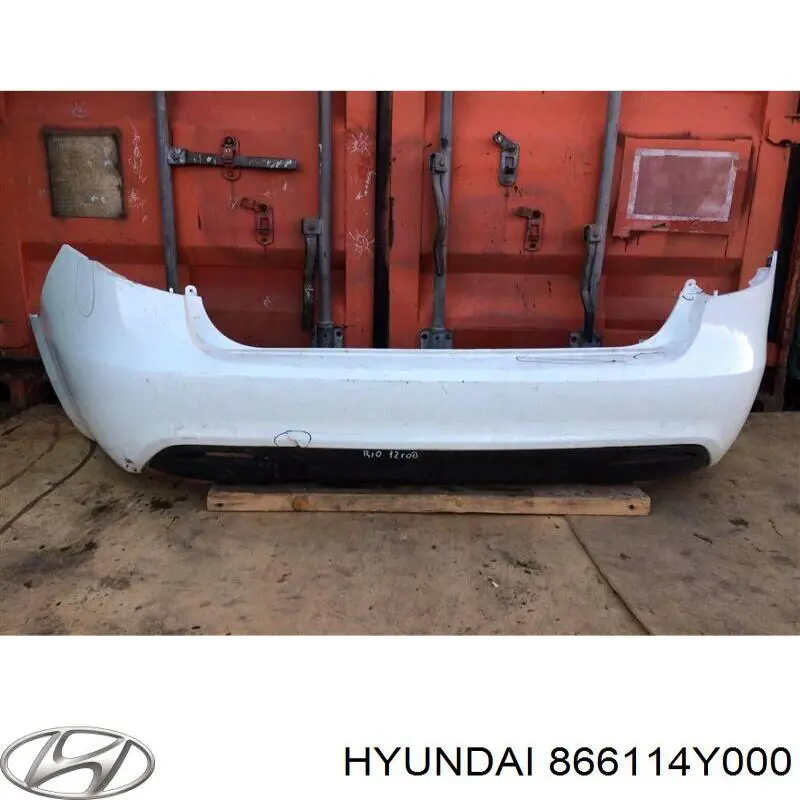 Pára-choque traseiro 866114Y000 Hyundai/Kia